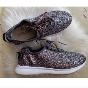 Pierre Dumas : silver glitter sneaker